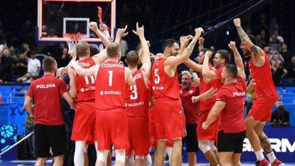 Польша победила Словению и вышла в полуфинал Евробаскета